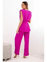 Dámský viskózový model 22048845 komplet s halenkou na zavazování a širokými kalhotami tmavě fialový - K-Fashion Dámský viskózový model 22048845 komplet s halenkou na zavazování a širokými kalhotami tmavě fialový - K-Fashion