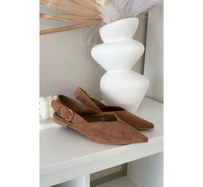 Dámské baleríny S přezkou Camel model 21834804 - Boto