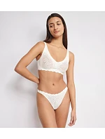 Sloggi ZERO Feel Bliss – tanga z 360° elastické krajky, neviditelný komfort Sloggi Sloggi ZERO Feel Bliss – tanga z 360° elastické krajky, neviditelný komfort Sloggi