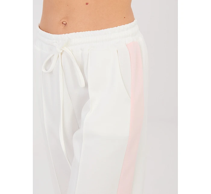 Spodnie dresowe IT DR model 22067076 ecru - FPrice Spodnie dresowe IT DR model 22067076 ecru - FPrice