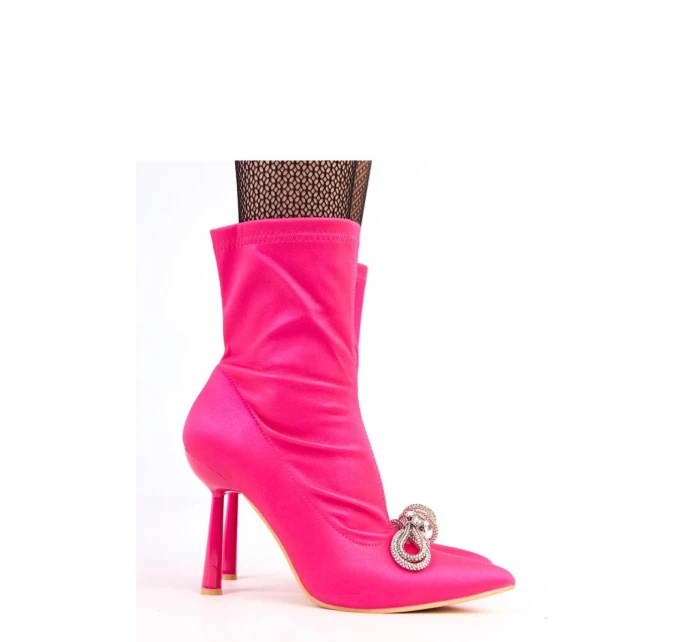 Boty na podpatku model 218550 Solea Boty na podpatku model 218550 Solea