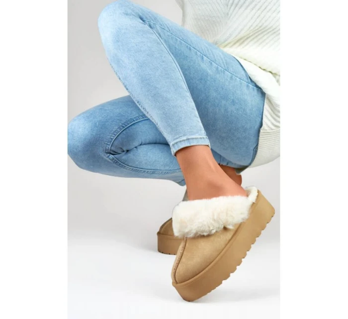 Dámské pantofle na platformě s kožešinou béžové 81366-4-KH