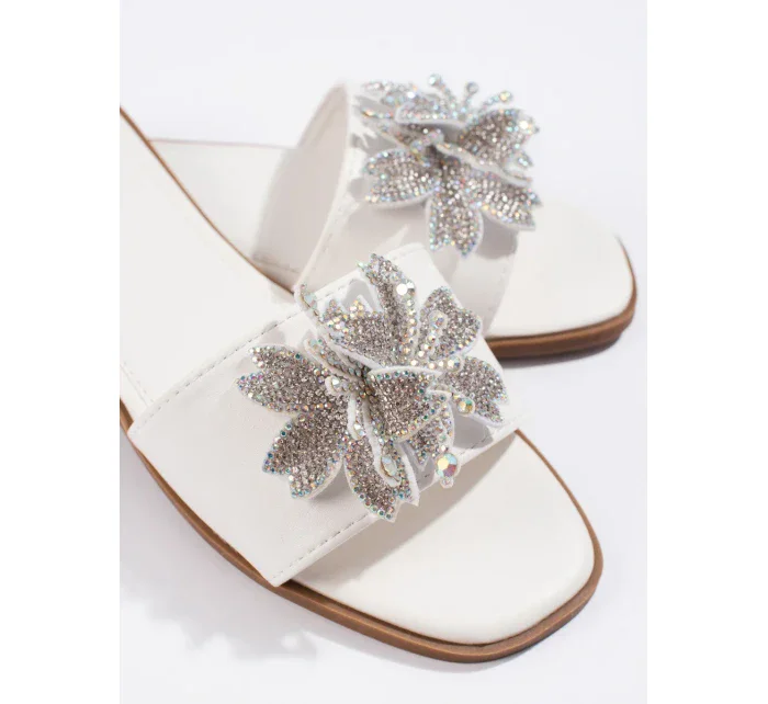 Luxusní dámské nazouváky bílé bez podpatku Luxusní dámské nazouváky bílé bez podpatku