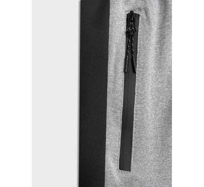 Světle šedé pánské sportovní kraťasy model 18619866 - J.STYLE Světle šedé pánské sportovní kraťasy model 18619866 - J.STYLE