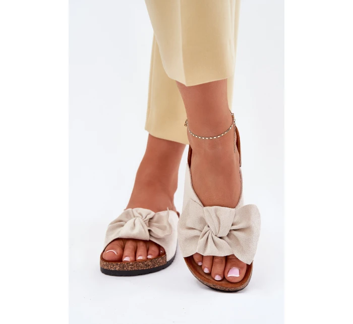 Dámské sandály na korkové podrážce s mašlí béžové model 21701462 - Boto
