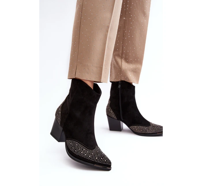 Dámské zdobené kovbojky na sloupku černé Eleduana Dámské zdobené kovbojky na sloupku černé Eleduana