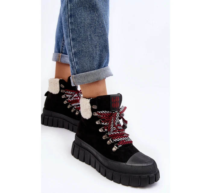 Zateplené boty trapery na tlusté podrážce černé model 21642871 - Boto Zateplené boty trapery na tlusté podrážce černé model 21642871 - Boto
