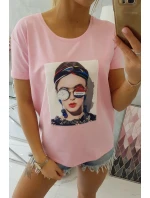 Dámská grafická halenka pudrově růžová Dámská grafická halenka pudrově růžová