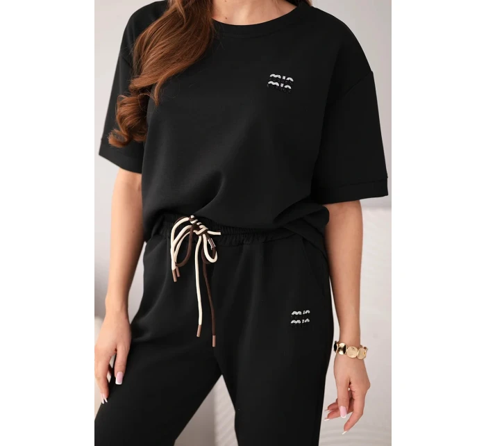 Komplet dámský viskózový máslo s krátkým rukávem a kalhotami s model 22010152 nohavicí černý - K-Fashion