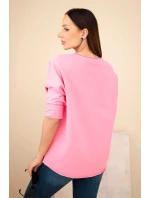 Dámská bavlněná blůza s vyšívanými květinami a V výstřihem růžová