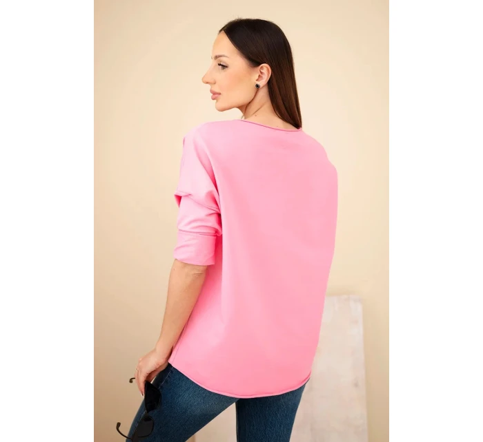 Dámská bavlněná blůza s vyšívanými květinami a V výstřihem růžová