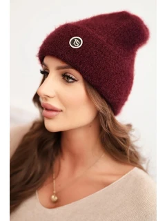 Dámská zimní čepice model 21474863 s ozdobným knoflíkem bordová - K-Fashion
