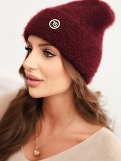 Dámská zimní čepice model 21474863 s ozdobným knoflíkem bordová - K-Fashion