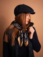 Umění Polo šátek 25219 Saténové pruhy