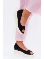 Dámské sandály na platformě z eko semiše černé model 21702468 - Boto