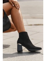 Zateplené dámské kotníkové boty na z černé model 21708739 - Boto Zateplené dámské kotníkové boty na z černé model 21708739 - Boto