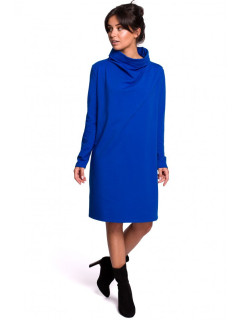 model 18002130 Šaty s vysokým límcem královská modř - BeWear