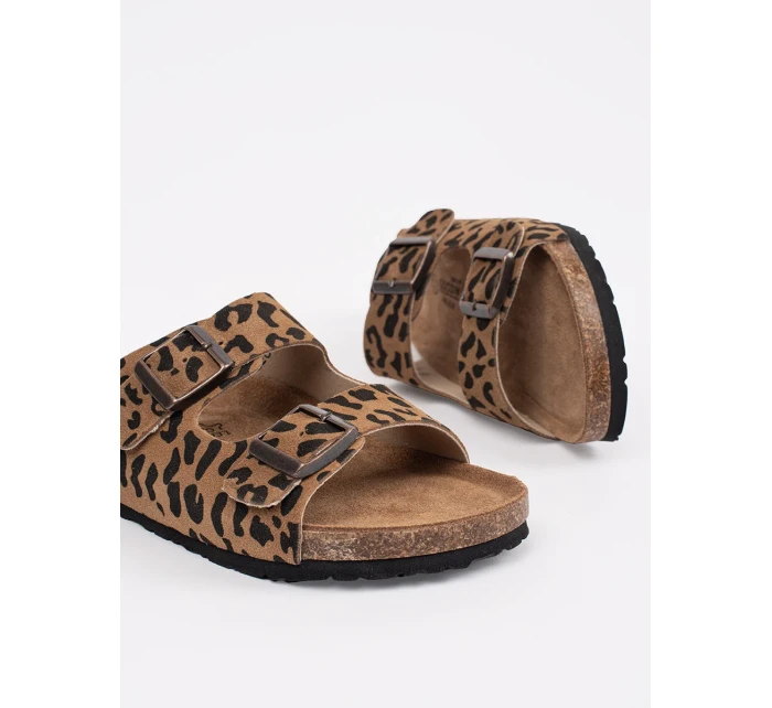 Stylové nazouváky dámské se zvířecím motivem na plochém podpatku Stylové nazouváky dámské se zvířecím motivem na plochém podpatku