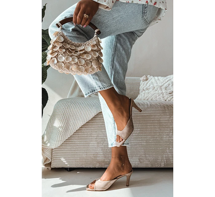 Dámské pantofle na podpatku Béžové model 22092036 - Boto