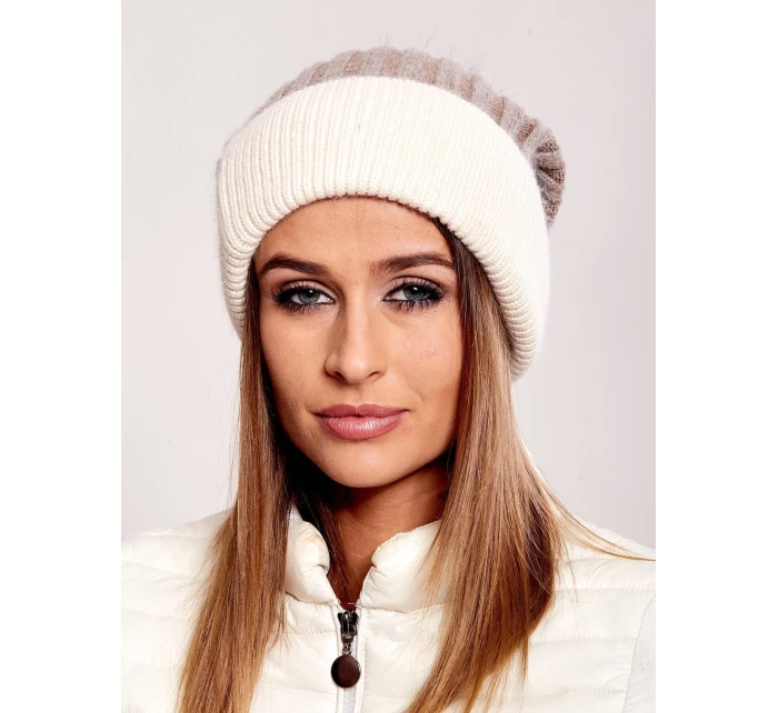 Dámská čepice AT CZ 17230.43 světle hnědá Dámská čepice AT CZ 17230.43 světle hnědá