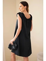 Dámské bavlněné šaty s nařaseným výstřihem a volánkem černá