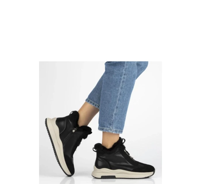 Boty na široké podrážce  model 222010 Solea