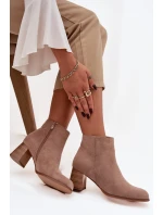 Dámské kotníkové boty na podpatku Eko semiš Béžové model 21744702 - Boto Dámské kotníkové boty na podpatku Eko semiš Béžové model 21744702 - Boto