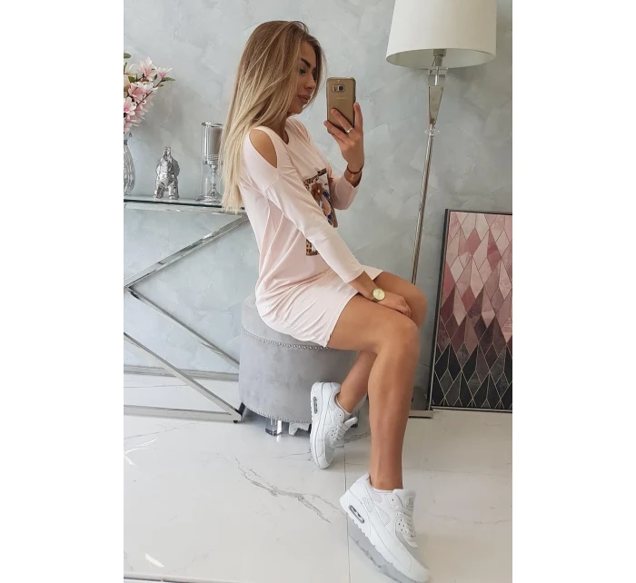 Šaty s 3D grafikou a zdobenými volánky pudrově růžové Šaty s 3D grafikou a zdobenými volánky pudrově růžové