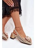 Dámské sandály na podpatku s ozdobou Zlaté model 22220806 - Artiker Dámské sandály na podpatku s ozdobou Zlaté model 22220806 - Artiker