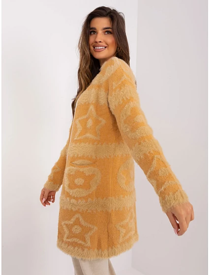 Sweter AT SW model 18997471 camelowy - FPrice Sweter AT SW model 18997471 camelowy - FPrice