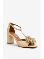 Kožené sandály na podpatku s ozdobou Laura Messi 2758 béžové