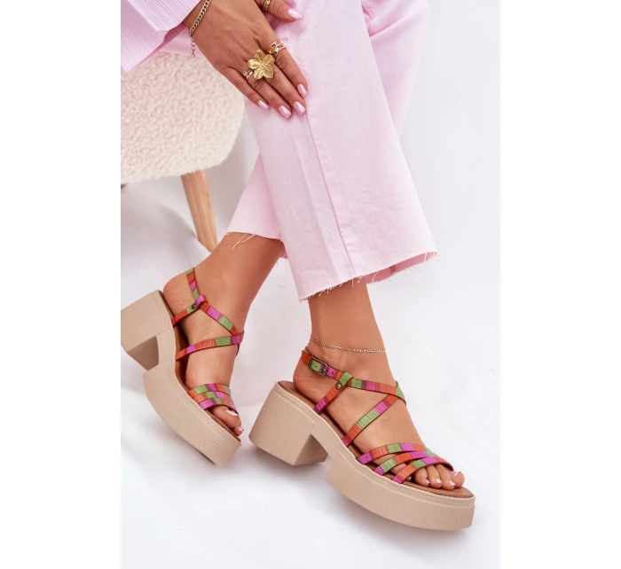 Dámské kožené sandály model 21701949 Multikolor - Maciejka Dámské kožené sandály model 21701949 Multikolor - Maciejka