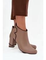 Boty na podpatku  model 222520 Step in style