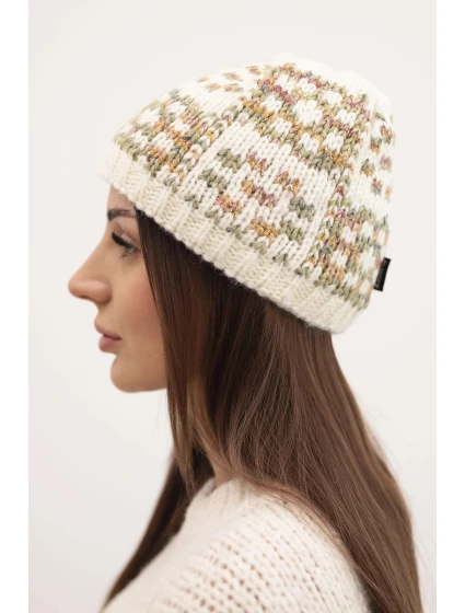 Dámská zimní vlněná čepice s ozdobnými krystalky K399 černá