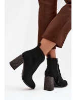 Kožené semišové dámské kotníkové boty na podpatku s Černé model 21711901 - Boto