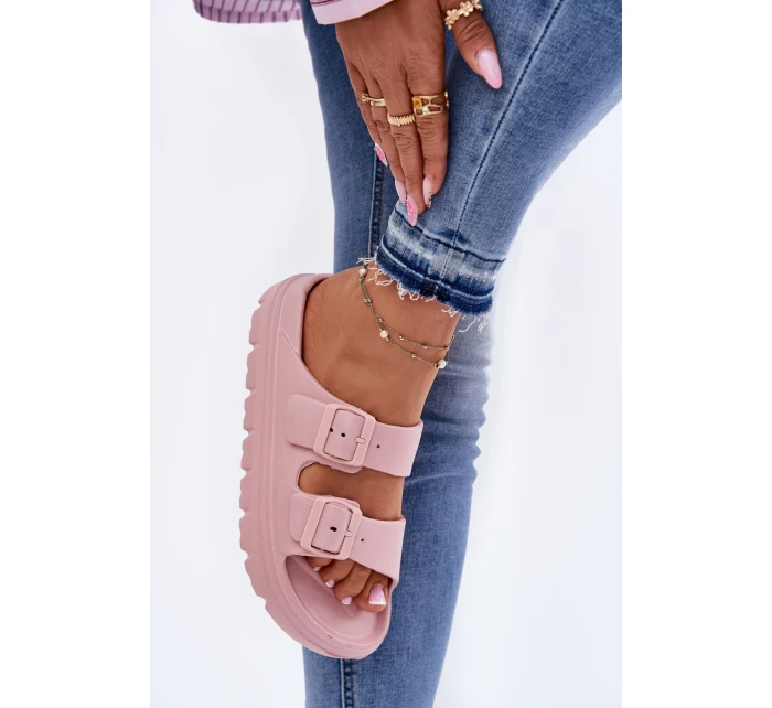 Dámské Pěnové Pantofle Na Platformě Růžové model 21697847 - EVENTO Dámské Pěnové Pantofle Na Platformě Růžové model 21697847 - EVENTO