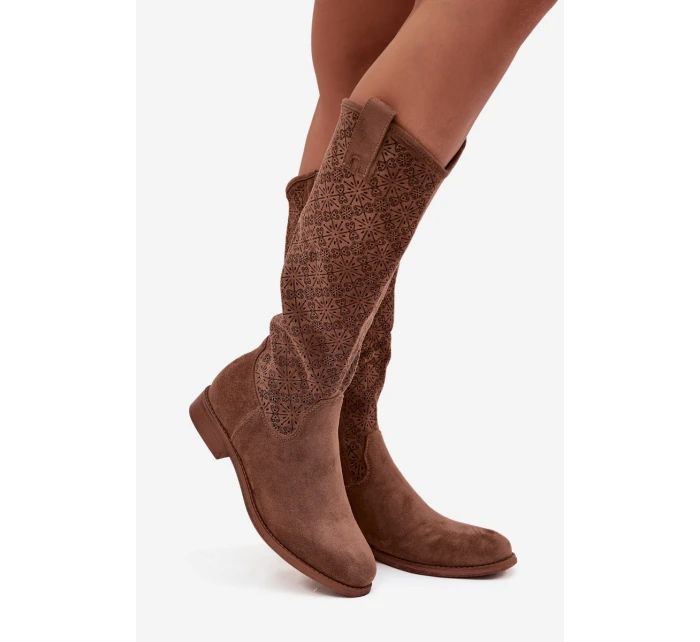 Dámské prolamované kozačky na plochém podpatku S.Barski – hnědé