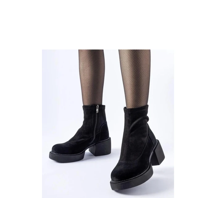 Boty na podpatku  model 206495 Solea