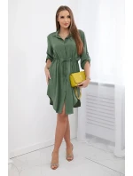 Šaty se zapínáním na knoflíky a zavazováním v pase khaki Šaty se zapínáním na knoflíky a zavazováním v pase khaki