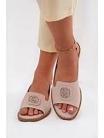 Kožené dámské sandály na ploché podrážce s ozdobou model 22133791 Nude - S.Barski