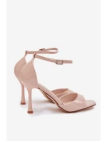 Lakované sandály na jehlovém podpatku Revella – béžové Lakované sandály na jehlovém podpatku Revella – béžové