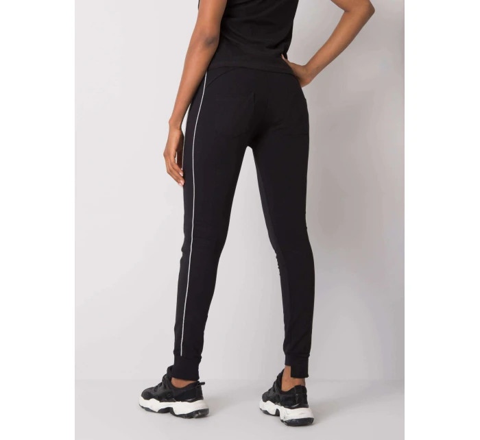 Spodnie dresowe RV DR model 21284596 czarny - FPrice Spodnie dresowe RV DR model 21284596 czarny - FPrice