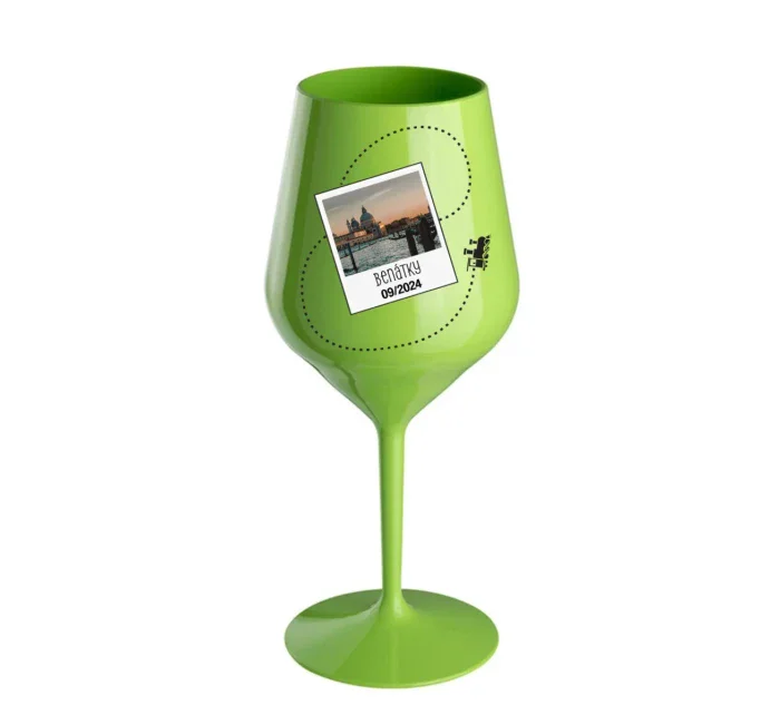 Vlastní text na cestovatelskou nerozbitnou sklenici