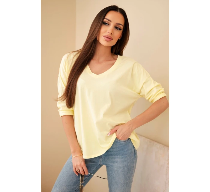 Dámská bavlněná blůza s výstřihem do V a dlouhým rukávem žlutá