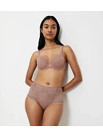 Triumph – Wild Rose Sensation: formující podprsenka se Spacer Cup Triumph Triumph – Wild Rose Sensation: formující podprsenka se Spacer Cup Triumph