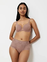 Triumph – Wild Rose Sensation: formující podprsenka se Spacer Cup Triumph