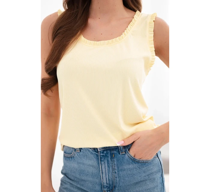 Dámská viskózová halenka s volánkem u výstřihu žlutá Dámská viskózová halenka s volánkem u výstřihu žlutá