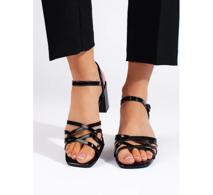 Luxusní dámské sandály černé na širokém podpatku Luxusní dámské sandály černé na širokém podpatku