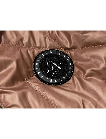Prošívaná dámská vesta v karamelové barvě model 18016222 - S'WEST Prošívaná dámská vesta v karamelové barvě model 18016222 - S'WEST