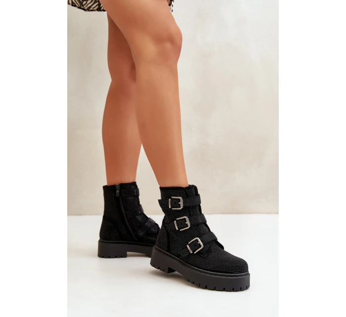 Zateplené boty se zdobením černé model 21670727 - Boto Zateplené boty se zdobením černé model 21670727 - Boto